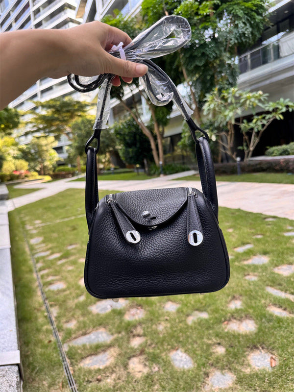 Chic bag women's premium everyday handbag