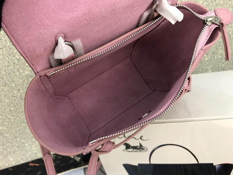 Handle and strap detail of modern polished women's handbag – women's luxury accessory
