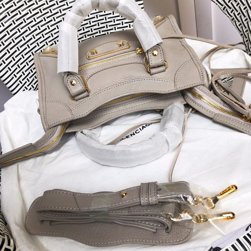 Interior view of polished classic women's handbag – women's luxury accessory
