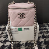  women's handbag, versatile design, view 3