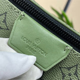  signature everyday bag styled with outfit