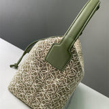 Ziva's Charm handbag – product shot (21cm*17cm*12.5cm)