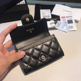 Zivas Charm Modern Edge Everyday Handbag (Elevated Accessory Essential) – Lifestyle Shot