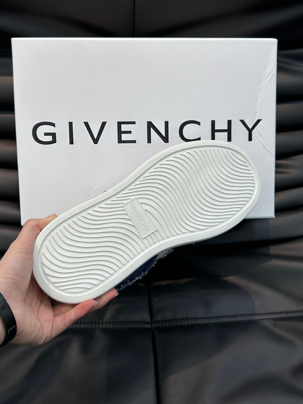 Givenchy shoes Style 182 - back heel detail