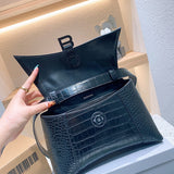 Ziva's Charm handbag – product shot (one versatile size)