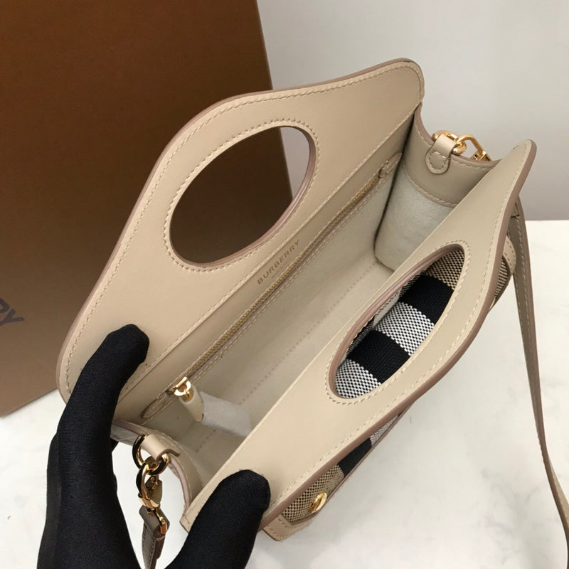 Ziva's Charm handbag – product shot (one versatile size)