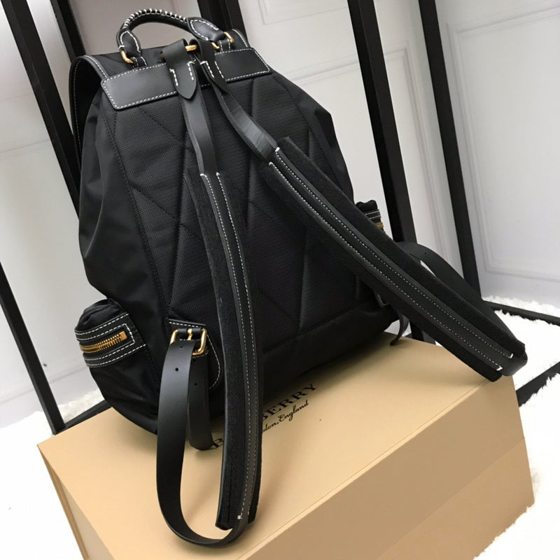 Ziva's Charm handbag – interior view (one versatile size)