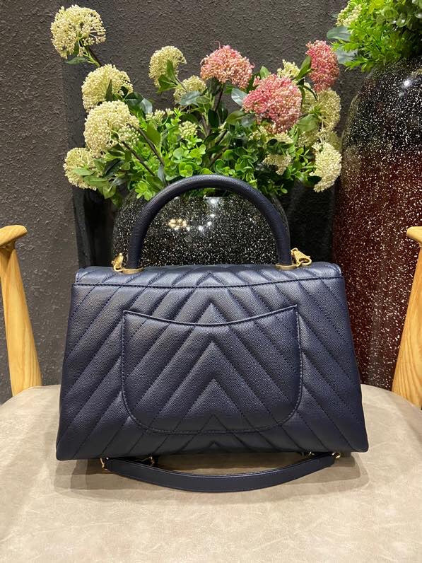  versatile purse view 2