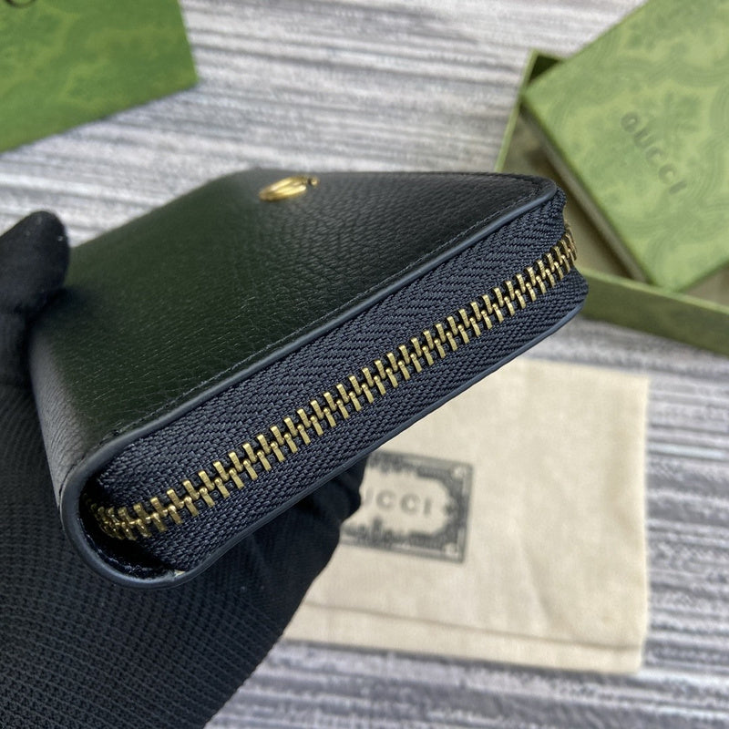 Interior view of elevated structured women's handbag – women's premium purse