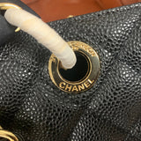  handbag, spacious everyday style, image 3