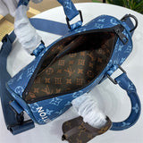  handbag interior and compartment view 9