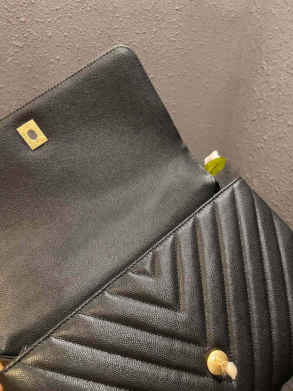  women's handbag, versatile design, view 2