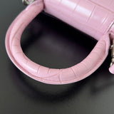Zivas Charm Streamlined Design Statement Handbag (Effortless Style Upgrade) – Close-Up Detail