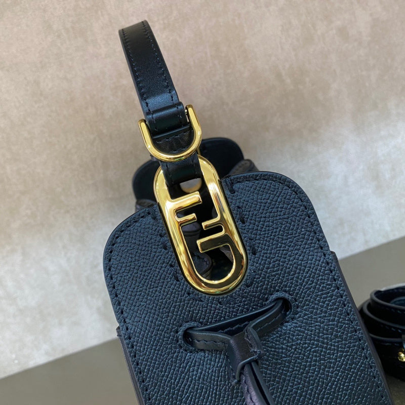 Ziva's Charm handbag – detail view (21cm*17cm*14cm)