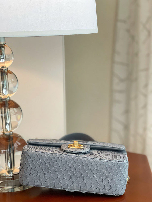  handbag, mid everyday style, image 8