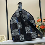 crossbody bag interior and compartment view