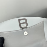 Zivas Charm Understated Luxury Statement Handbag (Everyday Luxury Essential) – Close-Up Detail