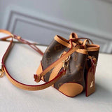 Handle and strap detail of polished modern women's handbag – women's everyday handbag