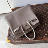  Statement shoulder bag carried on shoulder 22