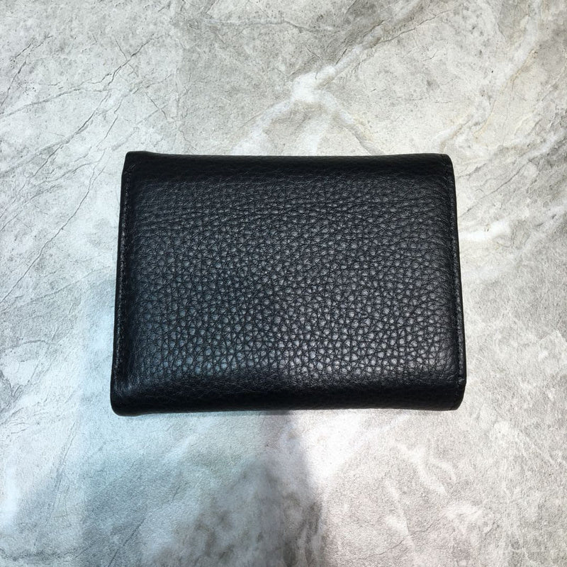Refined Premium PU Leather Handbag - Modern Structured Build | Women's Premium Handbag #1001 - hardware and detail close-up (image 5) of designer-inspired handbag