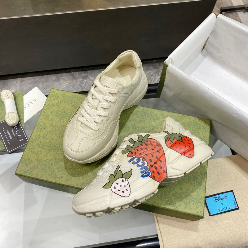 Gucci crisp white luxury sneakers view 8 everyday casual design
