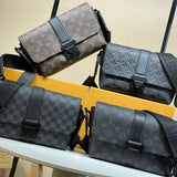  Refined top-handle bag front view 7