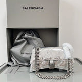 Zivas Charm Timeless Appeal Statement Handbag (Elevated Daily Companion) – Front View