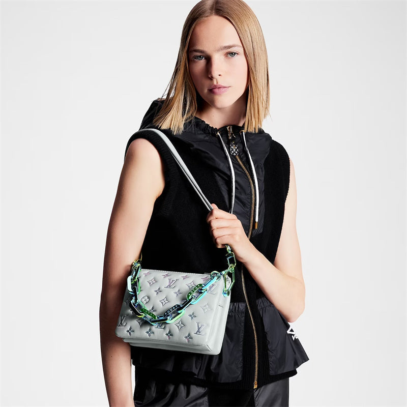  crossbody bag interior and compartment view