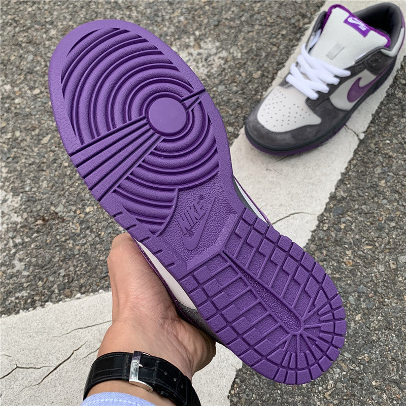 Nike Men's & Women's Luxury Low-Top Trainers — Style 201 detail view