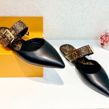 Side profile view of Louis Vuitton luxury piece style No.160