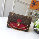 Side profile of chic classic women's handbag – women's everyday handbag