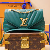 Side profile of everyday-luxe classic women's handbag – women's statement bag