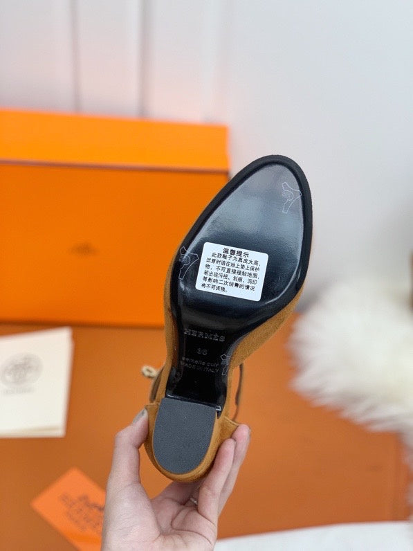 Hermes shoes Style 388 - logo and branding close-up
