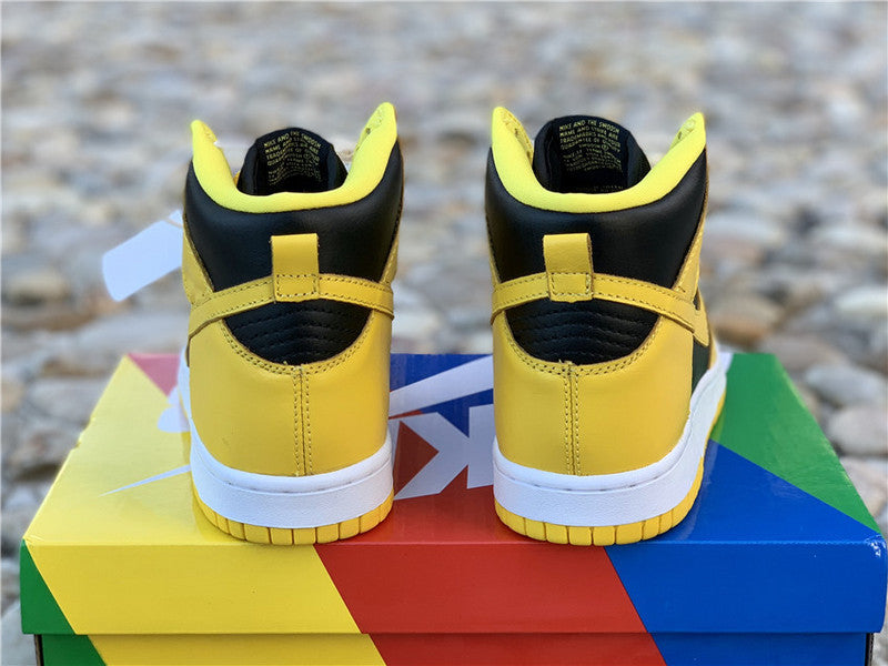 Nike Men's & Women's Signature Luxury Sneakers — Style 036 interior view