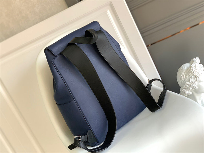 Ziva's Charm handbag – full view (33cm*44.5cm*19cm)