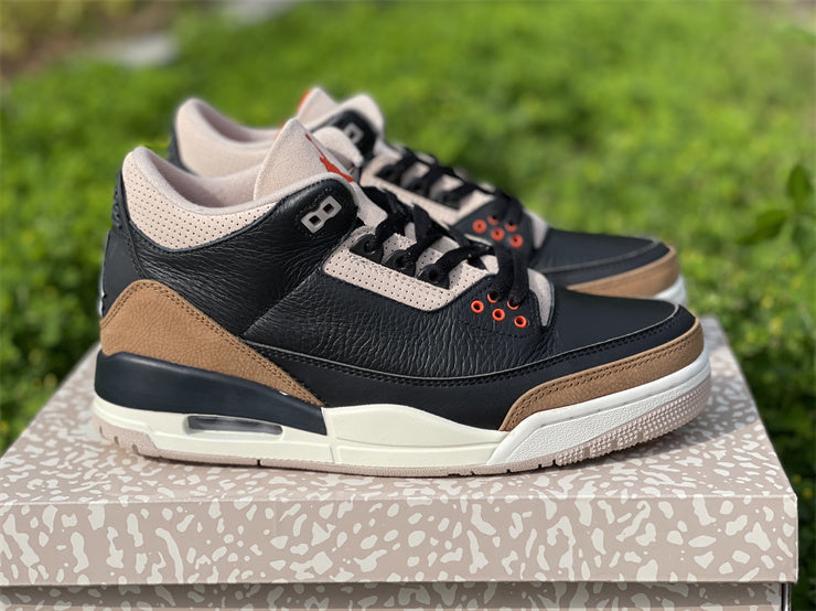 Nike Men's & Women's Luxury Low-Top Trainers — Style 237 angle view