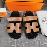 Hermès Chocolate Brown Platform Sandals - Heel Detail View