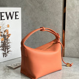 Ziva's Charm handbag – detail view (20.5cm*17cm*12.5cm)