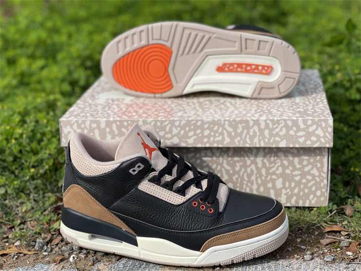 Nike Men's & Women's Luxury Low-Top Trainers — Style 237 front view
