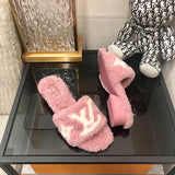 Louis Vuitton shoes Style 355 - full pair display