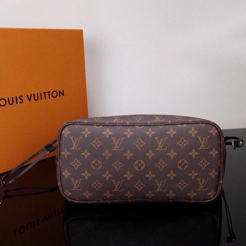 Back view of everyday-luxe sleek women's handbag – women's luxury accessory