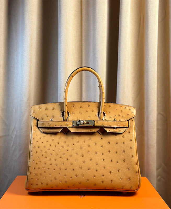  carryall bag close-up of hardware and finish 17