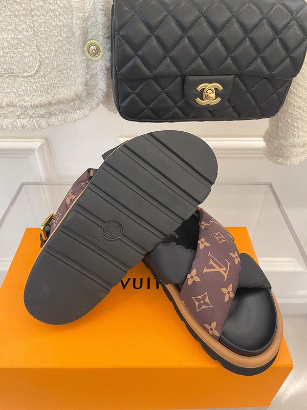 Louis Vuitton shoes Style 406 - full pair display