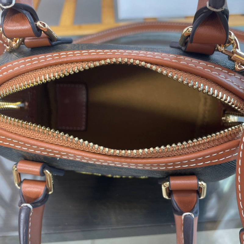 Back view of sleek premium women's handbag – women's designer-style accessory