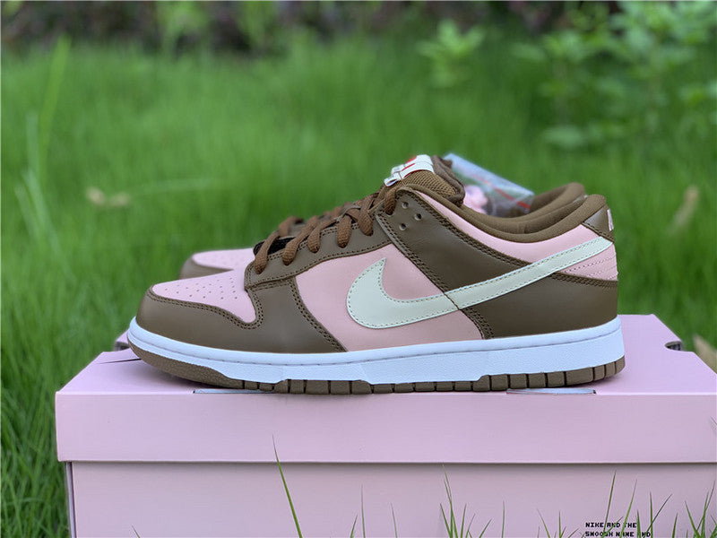 Nike Men's & Women's Premium Athletic Sneakers — Style 055