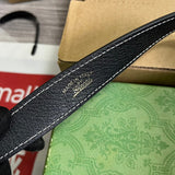 Streamlined handbag styled for everyday wear