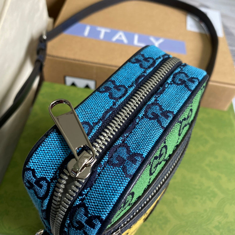 Front view of chic modern women's handbag – women's premium purse