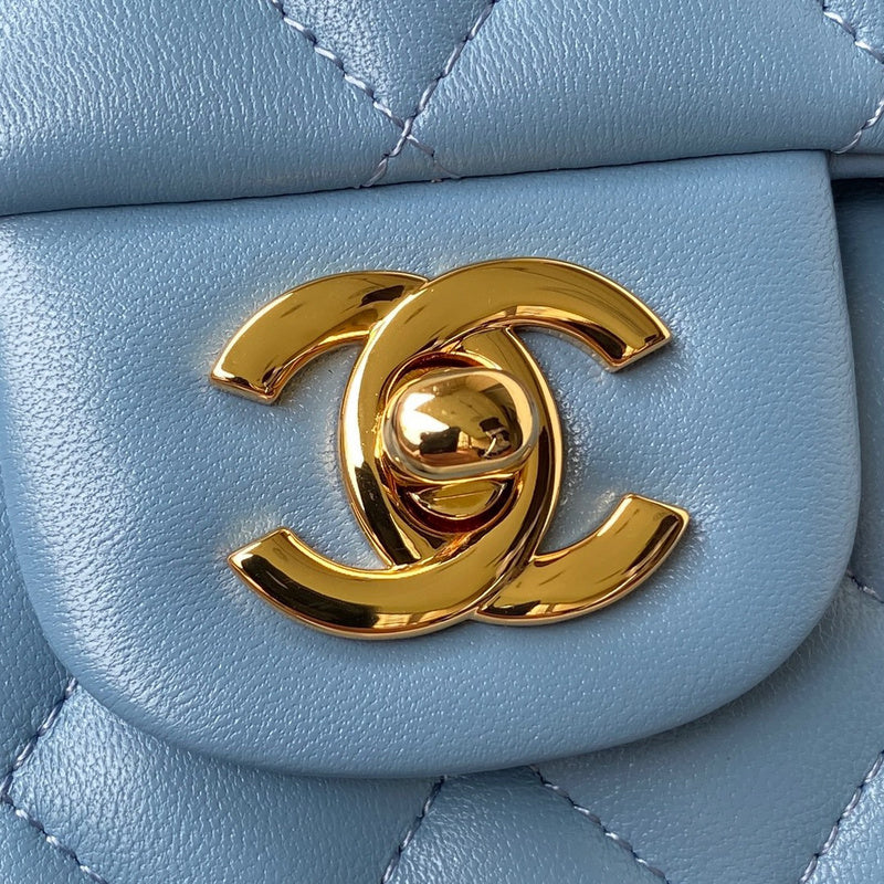  mid purse view 9