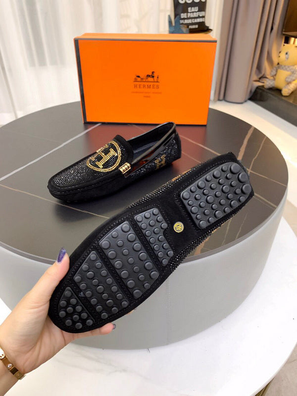 Hermes shoes Style 039 - top view showing design