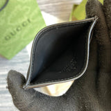 Close-up detail of chic modern women's handbag – women's luxury handbag
